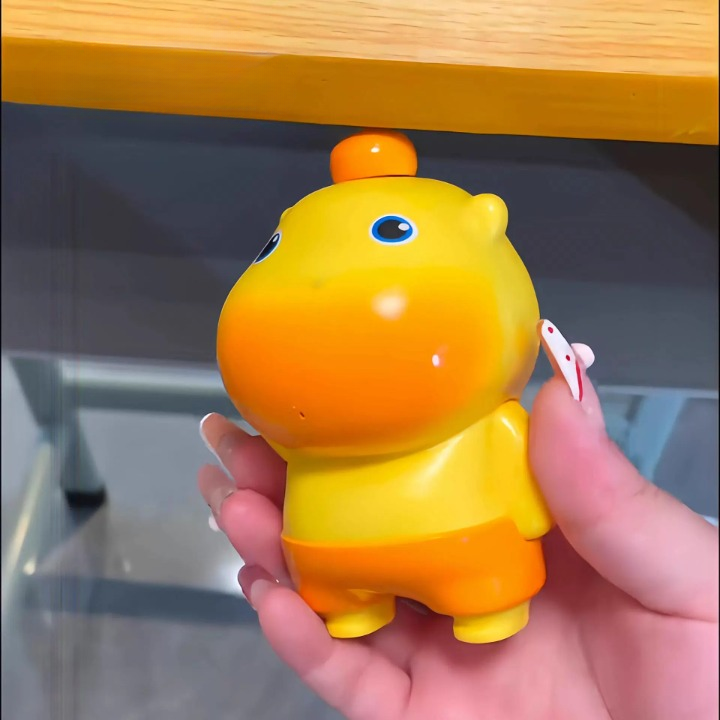 Capybara Water Gun
