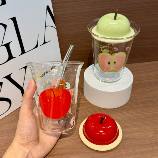 Apple Glass Cup with Lid and Straw