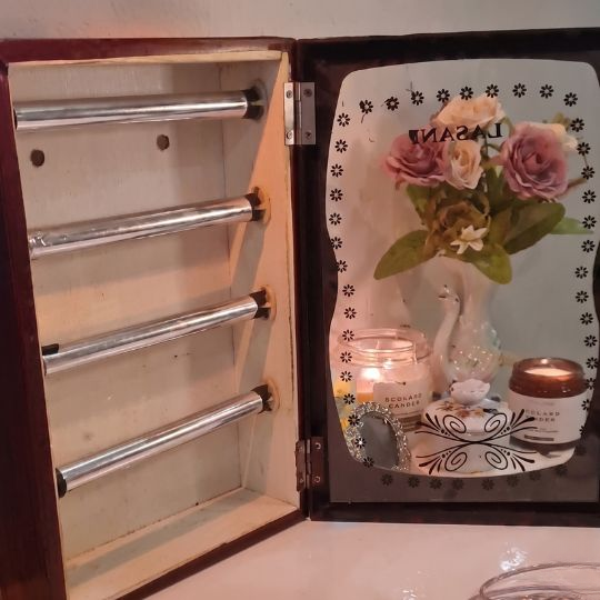Bangle Storage Box