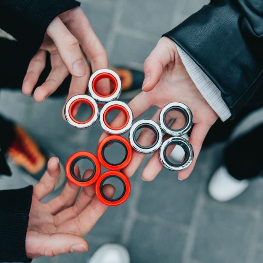 Fingears Magnetic Rings