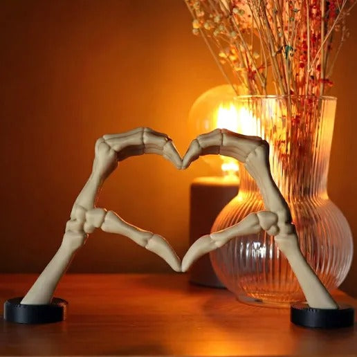 Skeleton Heart Frame